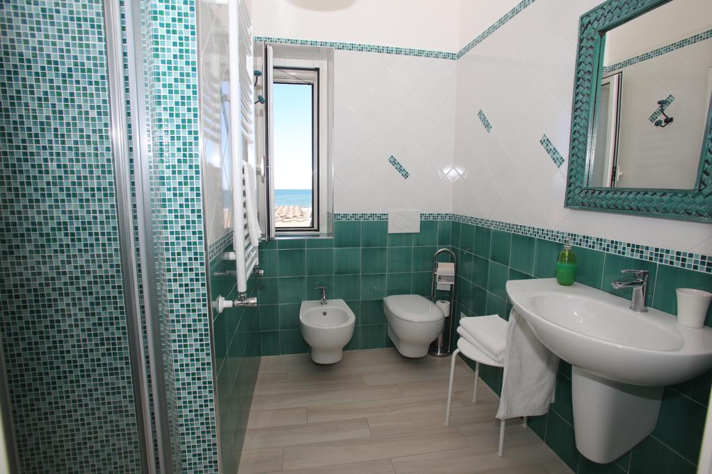 Bed and Breakfast Le Nereidi Beb Margherita Di Savoia Pokój zdjęcie